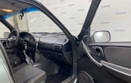 Chevrolet Niva I рестайлинг, 2010 год, 600 000 рублей, 24 фотография