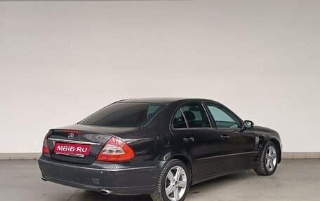 Mercedes-Benz E-Класс, 2003 год, 670 000 рублей, 5 фотография