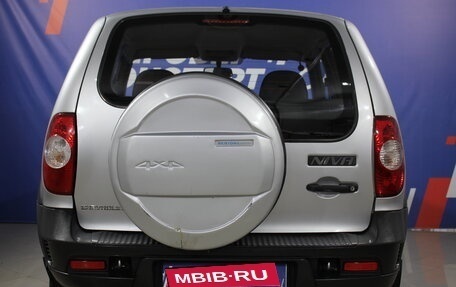 Chevrolet Niva I рестайлинг, 2010 год, 565 000 рублей, 4 фотография