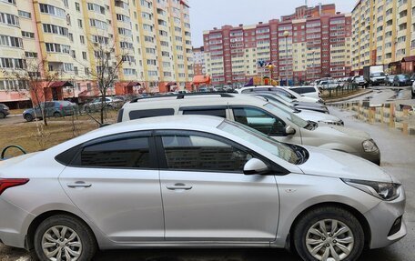 Hyundai Solaris II рестайлинг, 2018 год, 1 480 000 рублей, 2 фотография