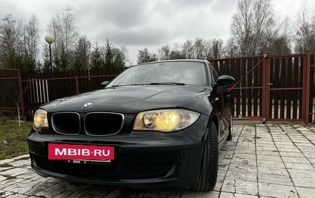 BMW 1 серия, 2009 год, 960 000 рублей, 2 фотография
