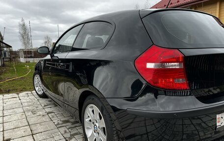 BMW 1 серия, 2009 год, 960 000 рублей, 9 фотография
