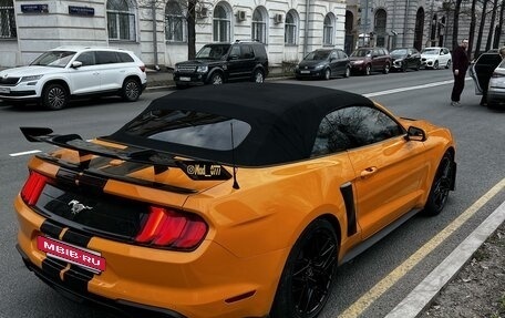 Ford Mustang VI рестайлинг, 2017 год, 3 490 000 рублей, 6 фотография
