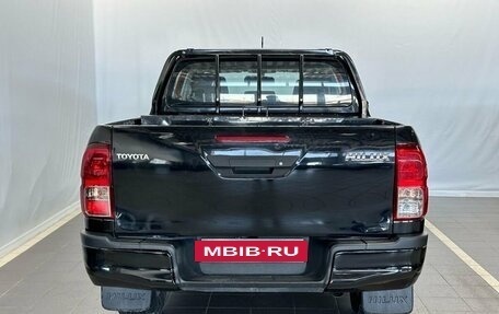 Toyota Hilux VIII, 2018 год, 3 219 750 рублей, 7 фотография