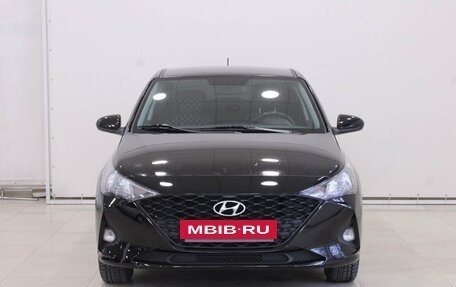 Hyundai Solaris II рестайлинг, 2021 год, 1 385 000 рублей, 3 фотография