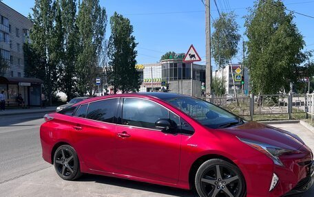 Toyota Prius IV XW50, 2018 год, 2 250 000 рублей, 6 фотография