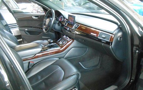 Audi A8, 2013 год, 1 950 000 рублей, 16 фотография