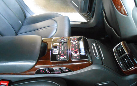Audi A8, 2013 год, 1 950 000 рублей, 21 фотография