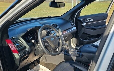 Ford Explorer VI, 2018 год, 2 950 000 рублей, 11 фотография
