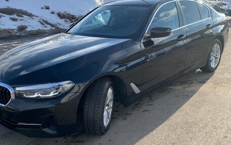 BMW 5 серия, 2021 год, 5 500 000 рублей, 5 фотография