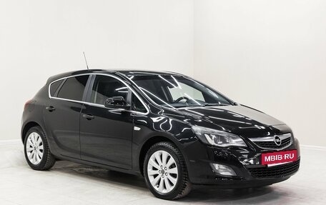 Opel Astra J, 2012 год, 895 000 рублей, 3 фотография