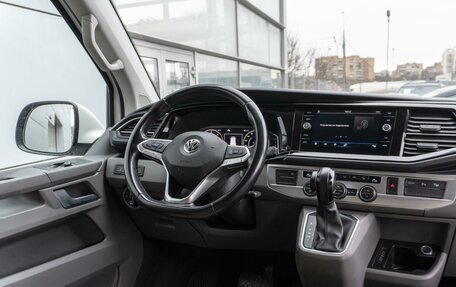 Volkswagen Caravelle T6 рестайлинг, 2020 год, 5 355 000 рублей, 27 фотография