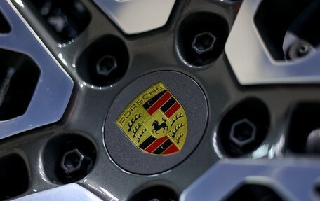 Porsche 911, 2023 год, 40 990 000 рублей, 10 фотография