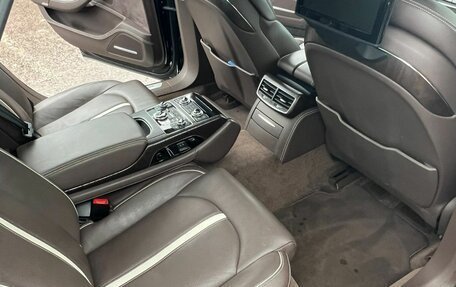 Audi A8, 2015 год, 3 850 000 рублей, 20 фотография