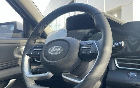 Hyundai Elantra, 2024 год, 2 750 000 рублей, 10 фотография