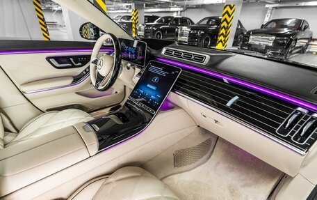 Mercedes-Benz Maybach S-Класс, 2024 год, 33 300 000 рублей, 39 фотография