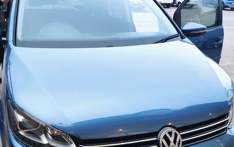 Volkswagen Touran III, 2013 год, 1 529 000 рублей, 2 фотография