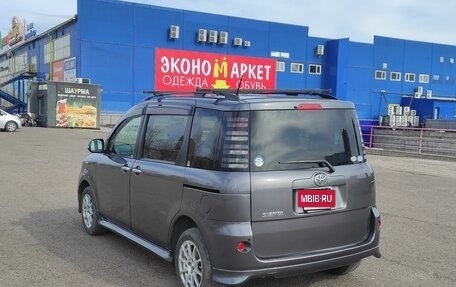 Toyota Sienta I, 2010 год, 919 500 рублей, 3 фотография