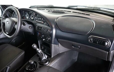 Chevrolet Niva I рестайлинг, 2018 год, 829 000 рублей, 5 фотография