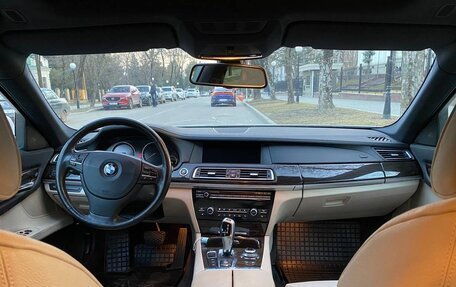 BMW 7 серия, 2010 год, 1 750 000 рублей, 2 фотография