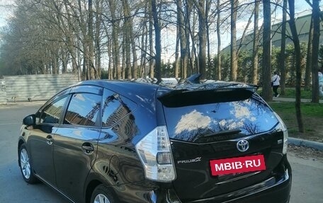 Toyota Prius Alpha I (ZVW40/41), 2012 год, 1 370 000 рублей, 14 фотография