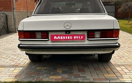 Mercedes-Benz W123, 1985 год, 399 000 рублей, 6 фотография
