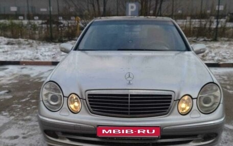 Mercedes-Benz E-Класс, 2002 год, 715 000 рублей, 4 фотография