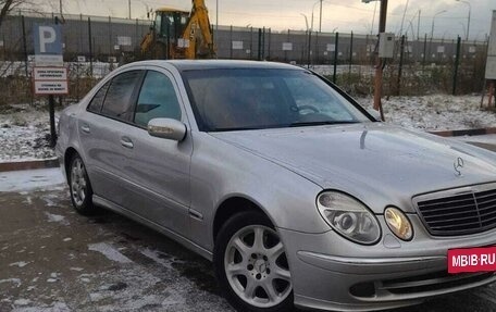 Mercedes-Benz E-Класс, 2002 год, 715 000 рублей, 5 фотография