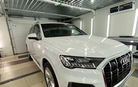 Audi Q7, 2021 год, 8 950 000 рублей, 1 фотография
