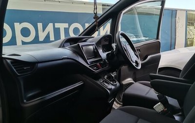 Toyota Noah III, 2017 год, 2 390 000 рублей, 1 фотография