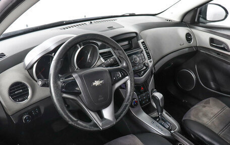 Chevrolet Cruze II, 2012 год, 740 000 рублей, 5 фотография