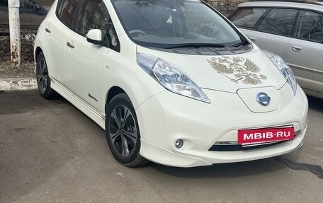 Nissan Leaf I, 2012 год, 770 000 рублей, 2 фотография