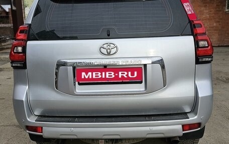 Toyota Land Cruiser Prado 150 рестайлинг 2, 2012 год, 3 000 000 рублей, 3 фотография