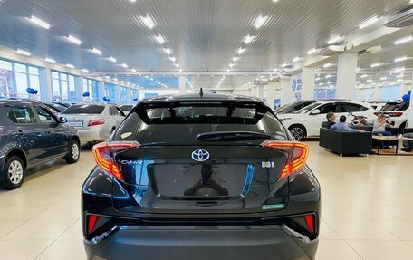 Toyota C-HR I рестайлинг, 2017 год, 2 599 999 рублей, 3 фотография