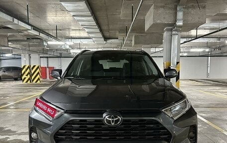 Toyota RAV4, 2020 год, 3 450 000 рублей, 1 фотография