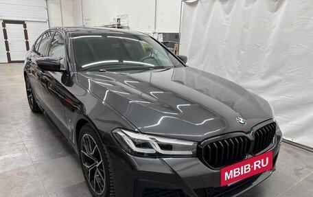 BMW 5 серия, 2020 год, 4 450 000 рублей, 3 фотография