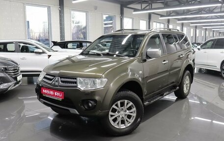 Mitsubishi Pajero Sport II рестайлинг, 2013 год, 1 935 000 рублей, 1 фотография