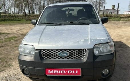 Ford Maverick II, 2004 год, 450 000 рублей, 1 фотография