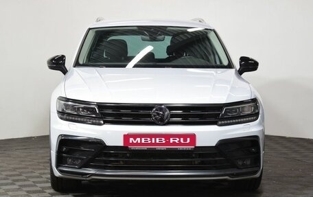 Volkswagen Tiguan II, 2019 год, 3 759 000 рублей, 2 фотография
