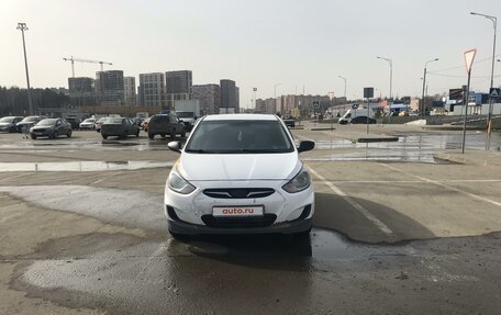 Hyundai Solaris II рестайлинг, 2014 год, 715 000 рублей, 2 фотография