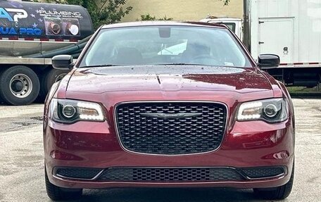 Chrysler 300C II, 2023 год, 7 700 000 рублей, 2 фотография