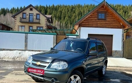 Chevrolet Niva I рестайлинг, 2012 год, 690 000 рублей, 6 фотография