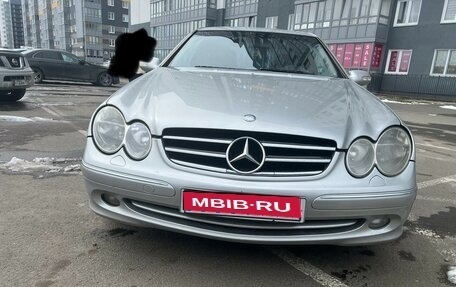 Mercedes-Benz CLK-Класс, 2004 год, 1 125 000 рублей, 1 фотография