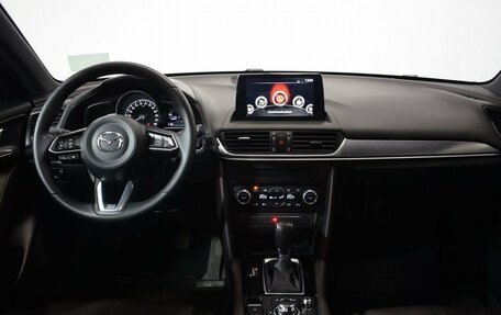 Mazda CX-4, 2023 год, 3 129 000 рублей, 9 фотография