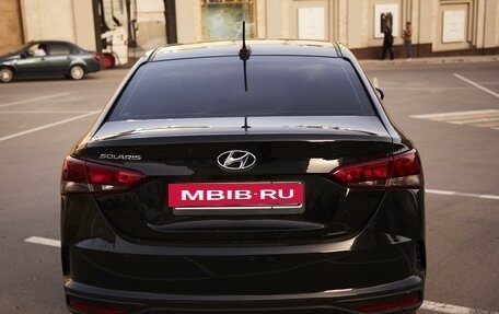 Hyundai Solaris II рестайлинг, 2021 год, 1 500 000 рублей, 4 фотография