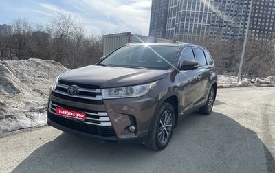 Toyota Highlander III, 2019 год, 3 800 000 рублей, 1 фотография