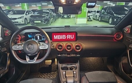 Mercedes-Benz A-Класс AMG, 2021 год, 4 480 000 рублей, 11 фотография