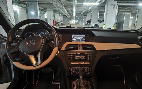 Mercedes-Benz C-Класс, 2011 год, 1 700 000 рублей, 5 фотография