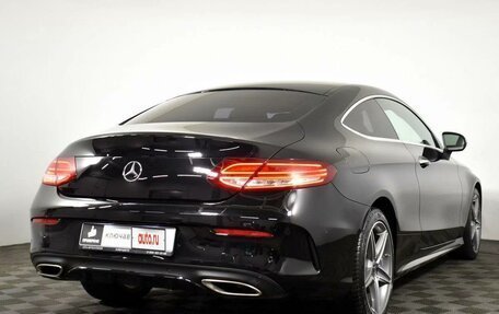 Mercedes-Benz C-Класс, 2017 год, 3 165 000 рублей, 4 фотография