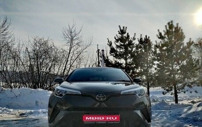 Toyota C-HR I рестайлинг, 2019 год, 2 100 000 рублей, 1 фотография